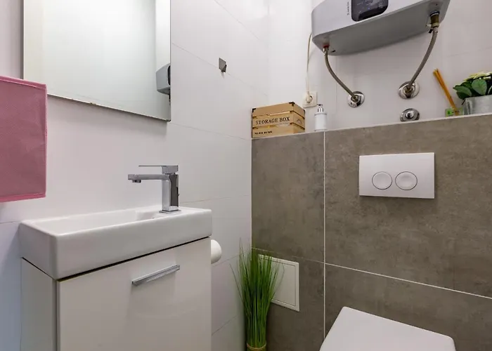 Artsea Apartment *