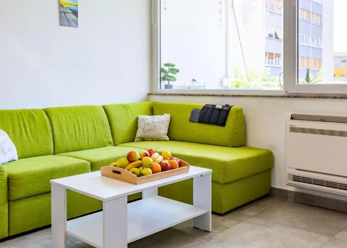 Artsea Apartment